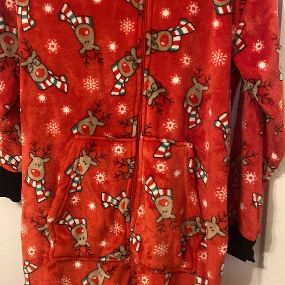 Christmas Pajama Onesie Full Length EUC Women’s Medium - Picture 4 of 6